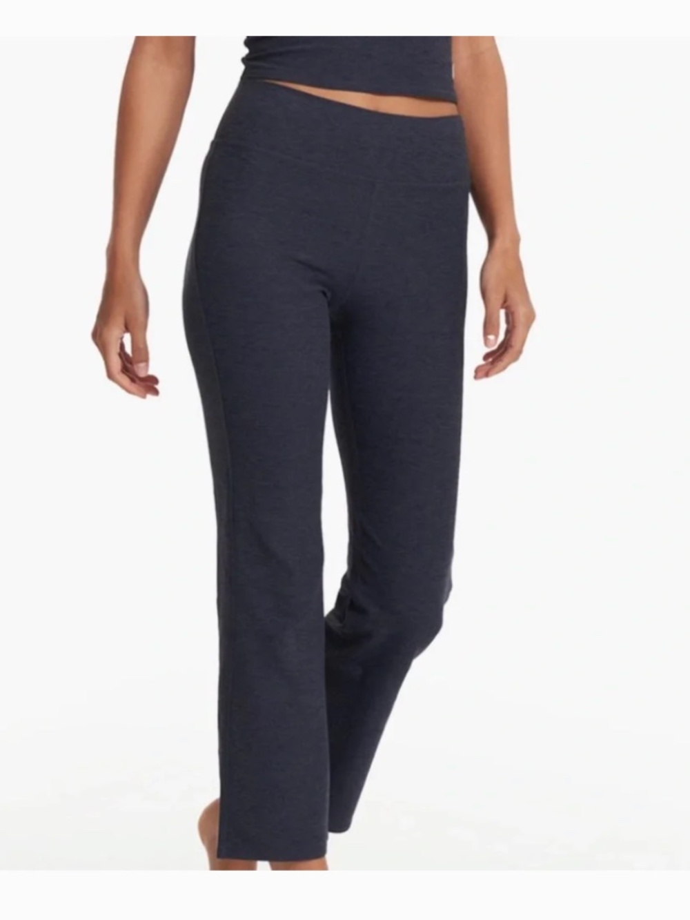 Vuori Navy Women's Mid Rise Elevation Slim Bootcut Medium